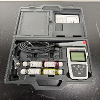 Thermo Scientific Eutech Handheld Meter Kit image 0